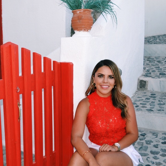 Meet your Posher, Daniela - Picture 8 of 8